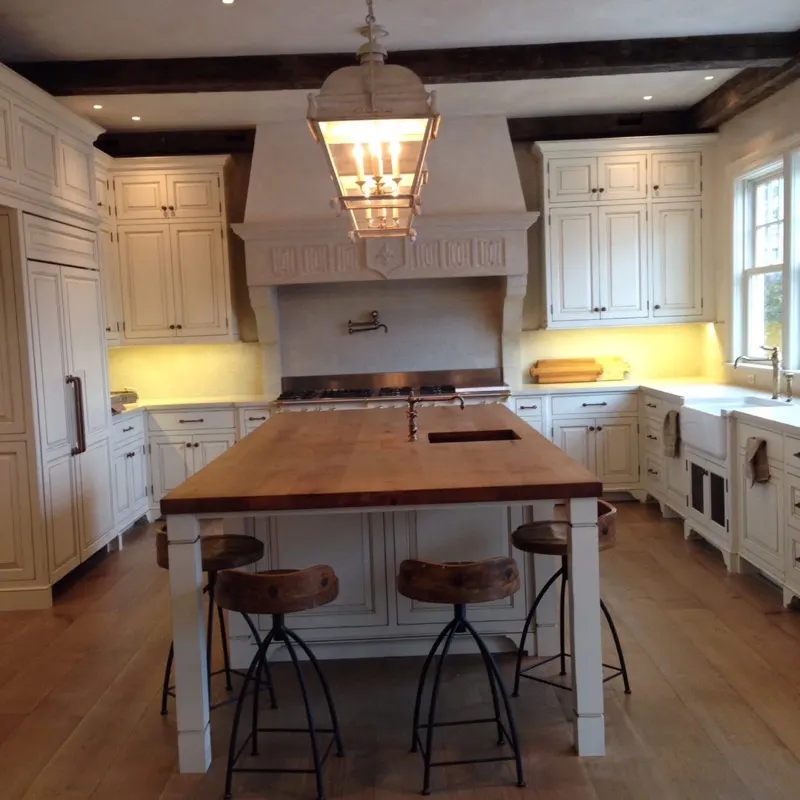 Traditional kitchen cabinetry by Top Line Woodworking