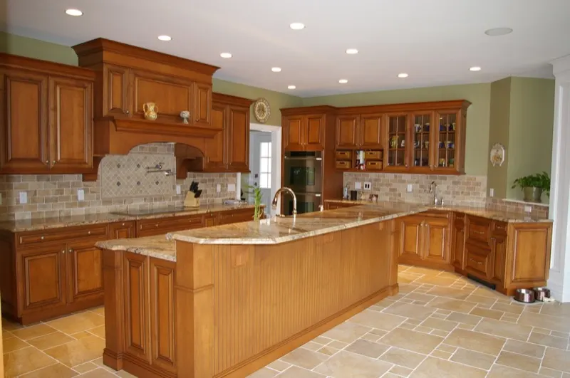 Traditional kitchen cabinetry by Top Line Woodworking
